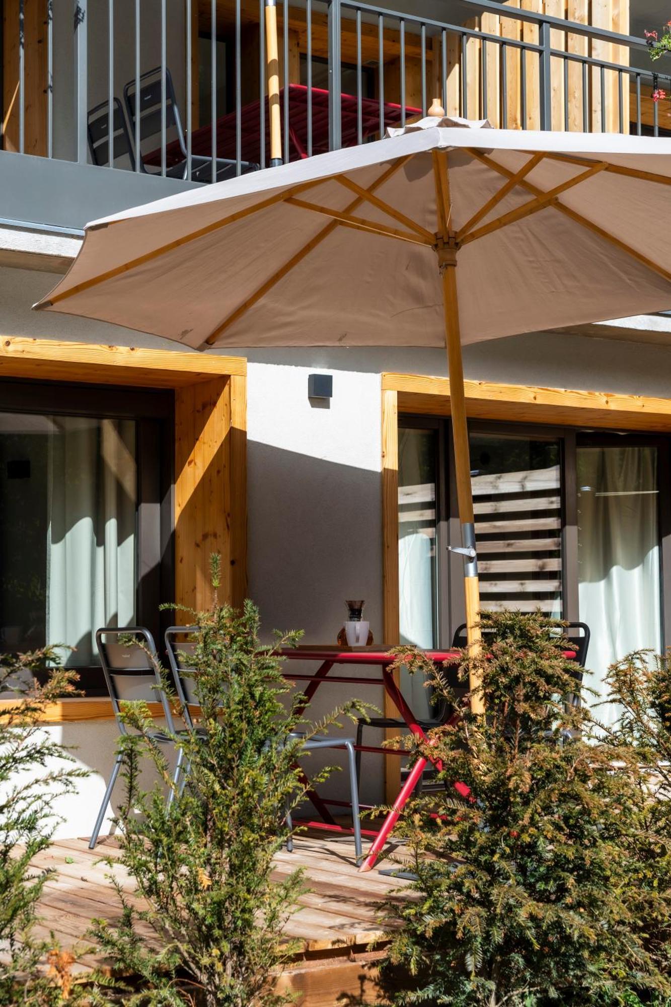 لي كونتامين مونتجوا Chalet Nant Rouge المظهر الخارجي الصورة